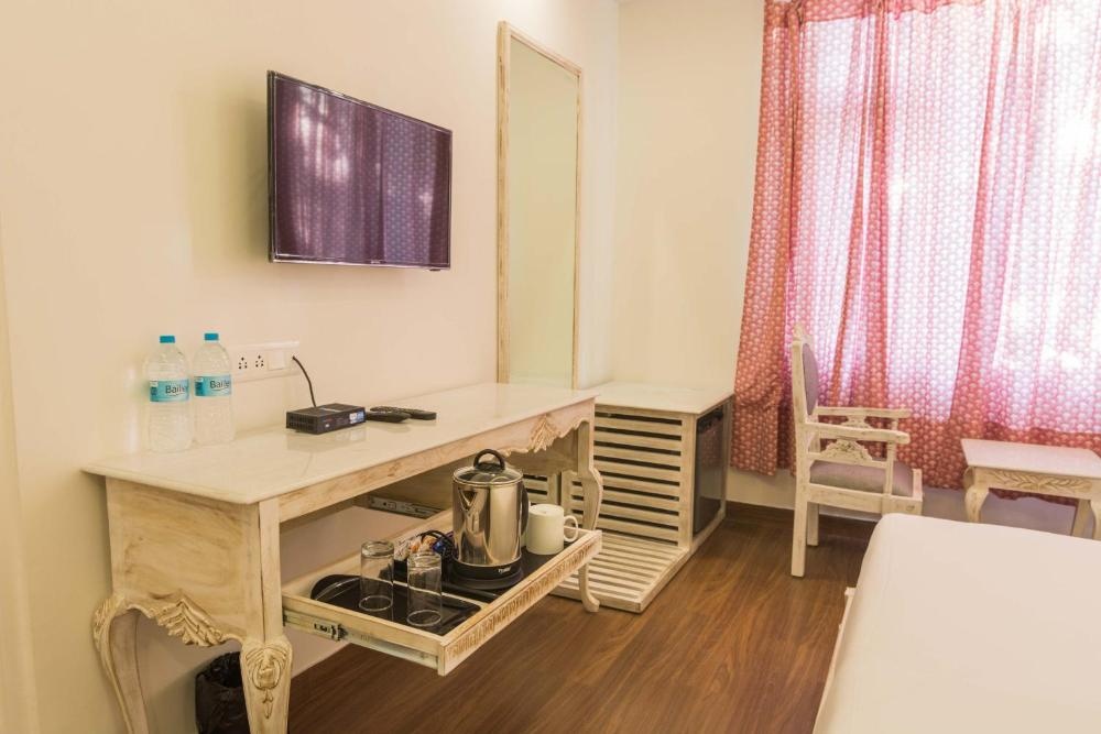 Room image 5