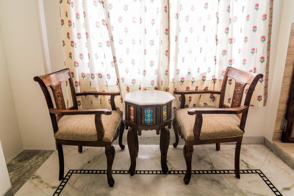 Room image 3